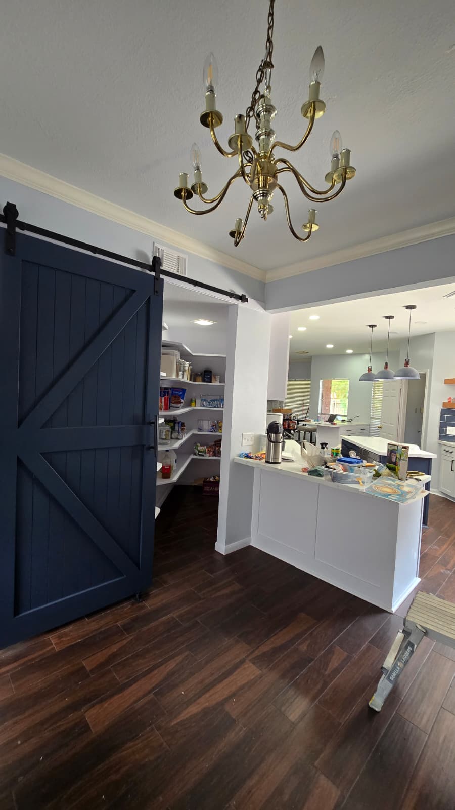 kitchen remodeling with oven and cabinets